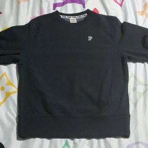 VS Pink Sweatshirt in Black